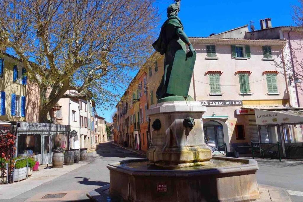 Logement Attenant A Une Villa T2 Avec Terrasse . Besse-sur-Issole Luaran gambar